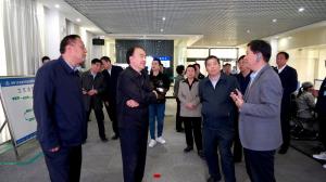 河南省人大常委會原副主任徐濟超蒞臨飛天調(diào)研